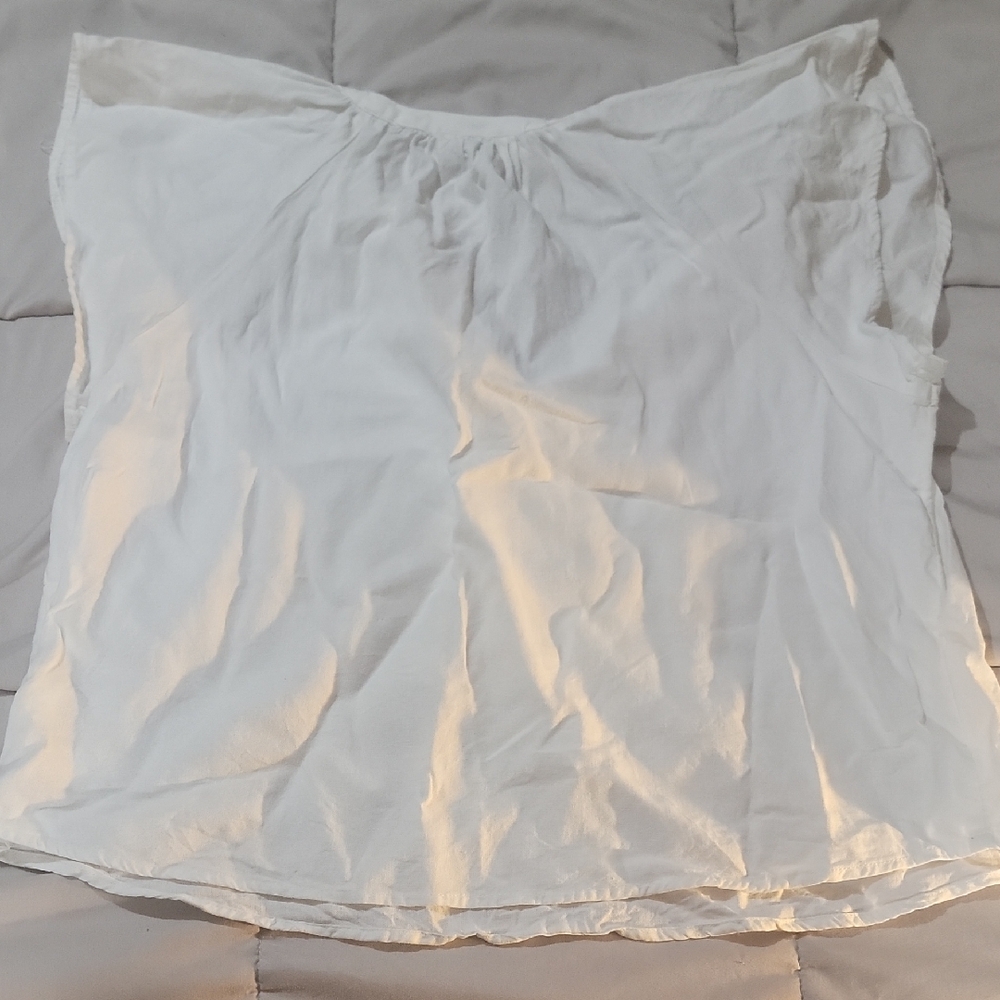 Universal Thread White Top - Picture 3 of 4